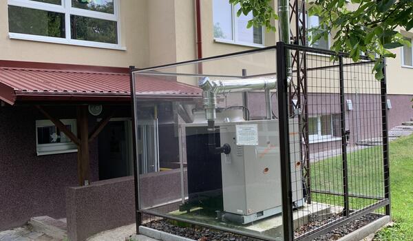Vykurovanie plynovými tepelnými čerpadlami so vzdialeným dohľadom pre MŠ Vyšná Šebastová